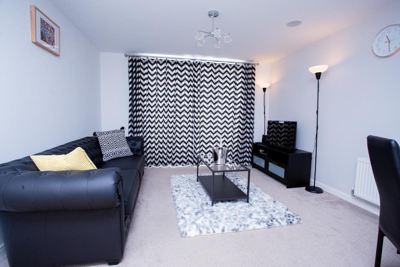 Mills Apartment - Two Bedroom En-Suite Apartment Нортгемптон Екстер'єр фото